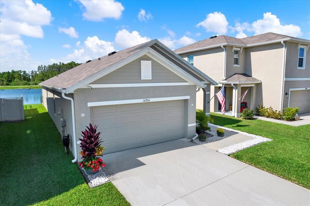 Active With Contract: $399,900 (3 beds, 2 baths, 1504 Square Feet)