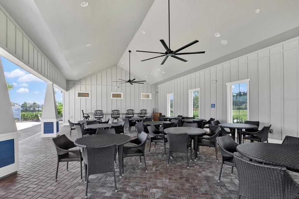 Active With Contract: $399,900 (3 beds, 2 baths, 1504 Square Feet)