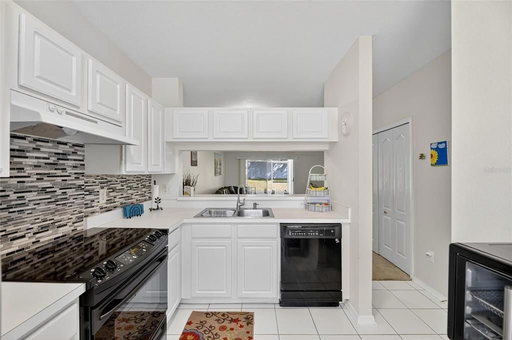 En Venta: $193,000 (2 camas, 2 baños, 1184 Pies cuadrados)