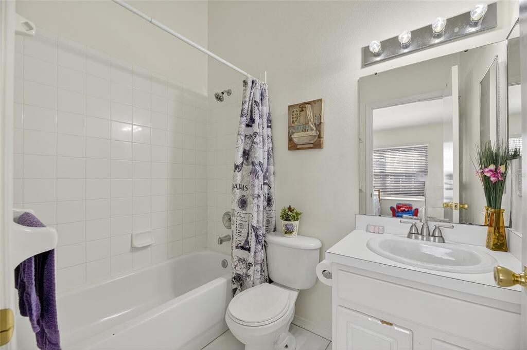 En Venta: $193,000 (2 camas, 2 baños, 1184 Pies cuadrados)