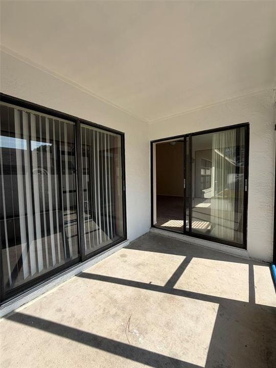 合同活跃: $1,750 (2 贝兹, 2 浴室, 1143 平方英尺)