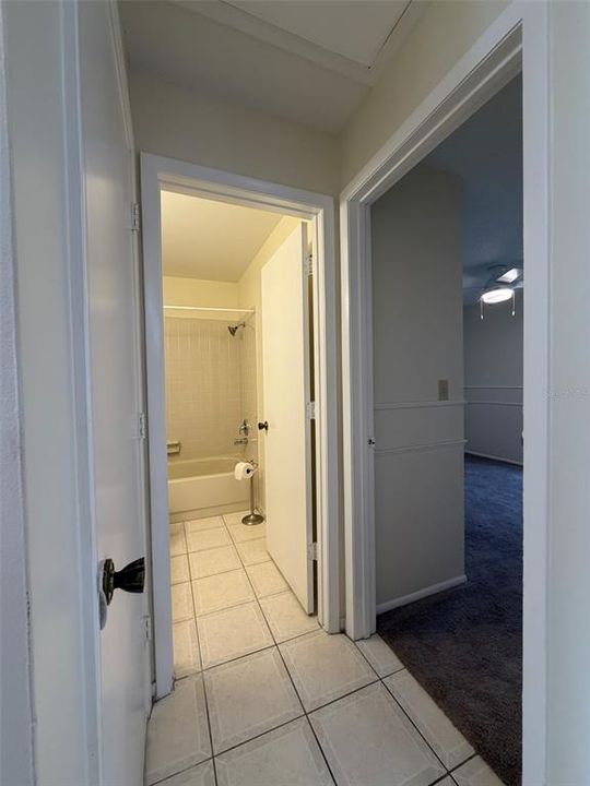 合同活跃: $1,750 (2 贝兹, 2 浴室, 1143 平方英尺)