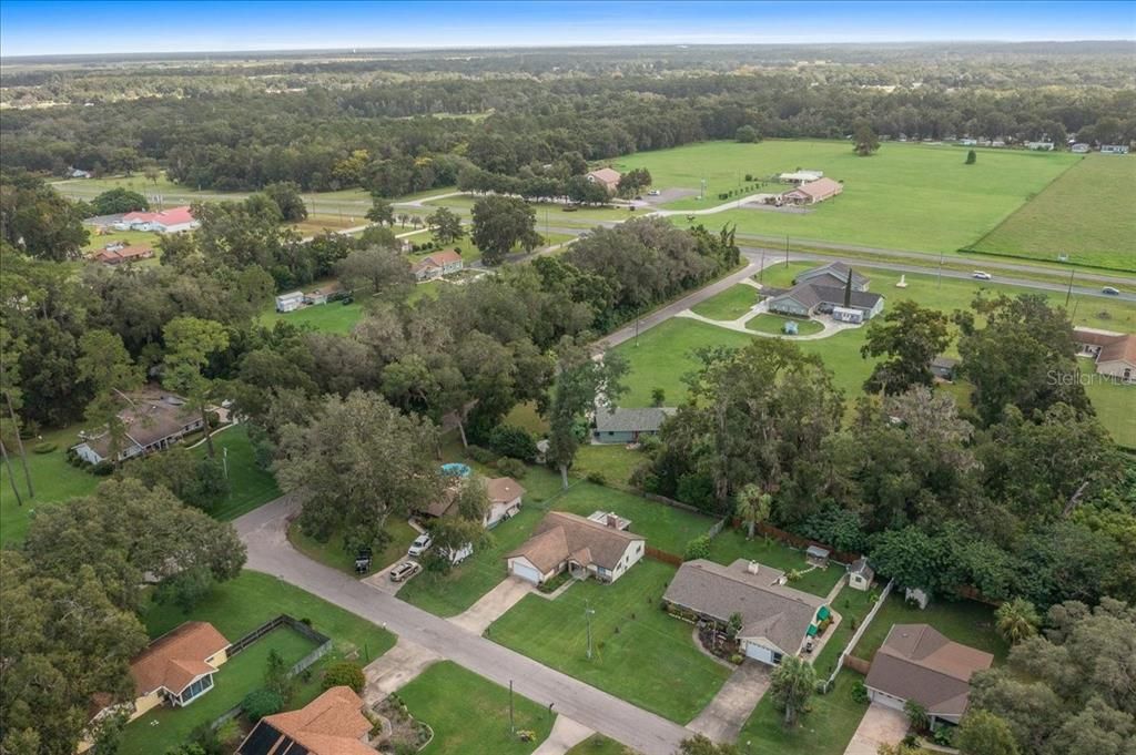 合同活跃: $244,999 (3 贝兹, 2 浴室, 1377 平方英尺)