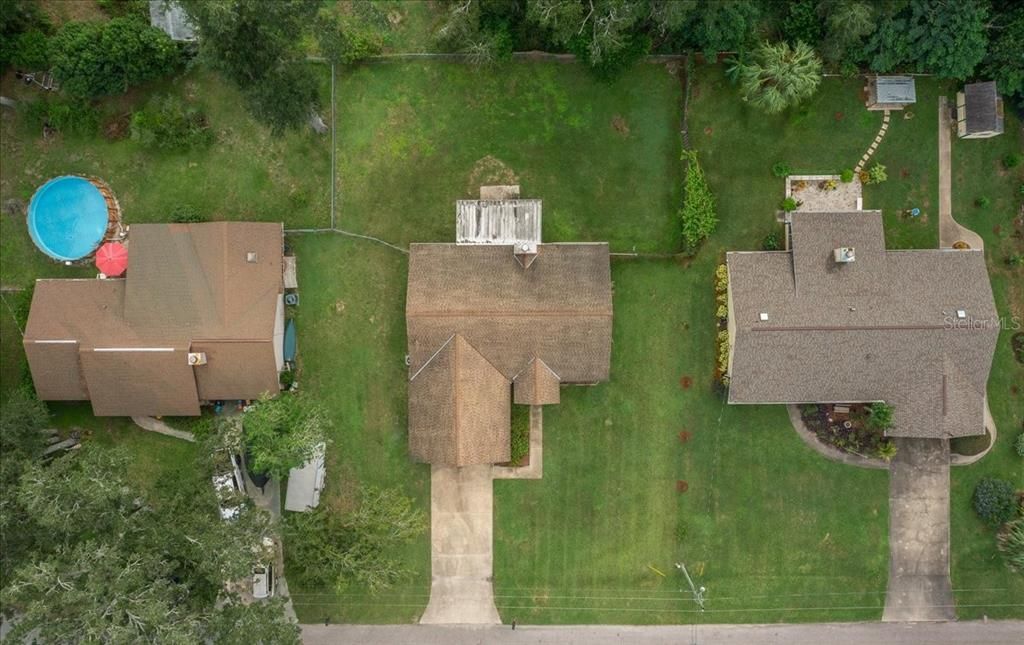 合同活跃: $244,999 (3 贝兹, 2 浴室, 1377 平方英尺)