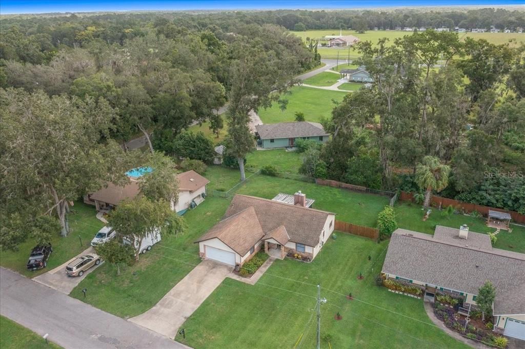 合同活跃: $244,999 (3 贝兹, 2 浴室, 1377 平方英尺)