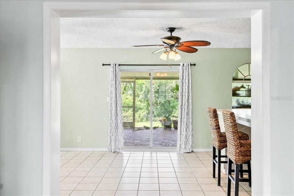 For Rent: $3,000 (3 beds, 2 baths, 2202 Square Feet)