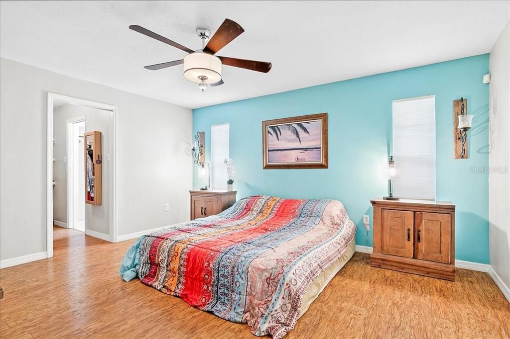 For Rent: $3,000 (3 beds, 2 baths, 2202 Square Feet)