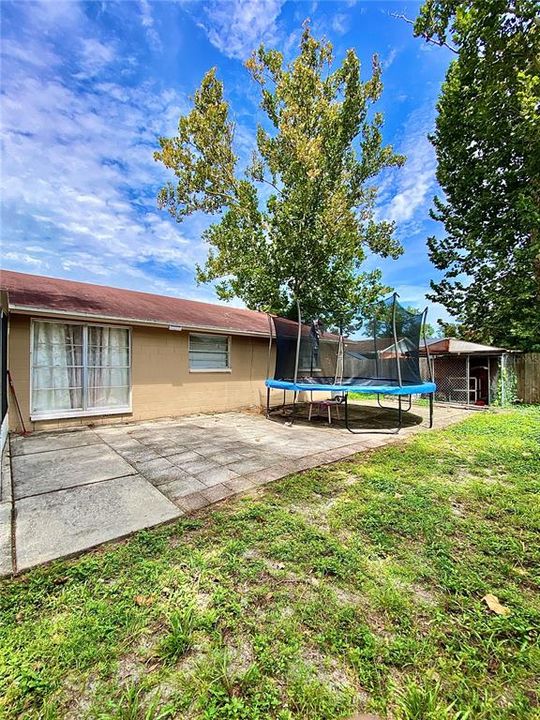 Active With Contract: $355,000 (3 beds, 2 baths, 1908 Square Feet)