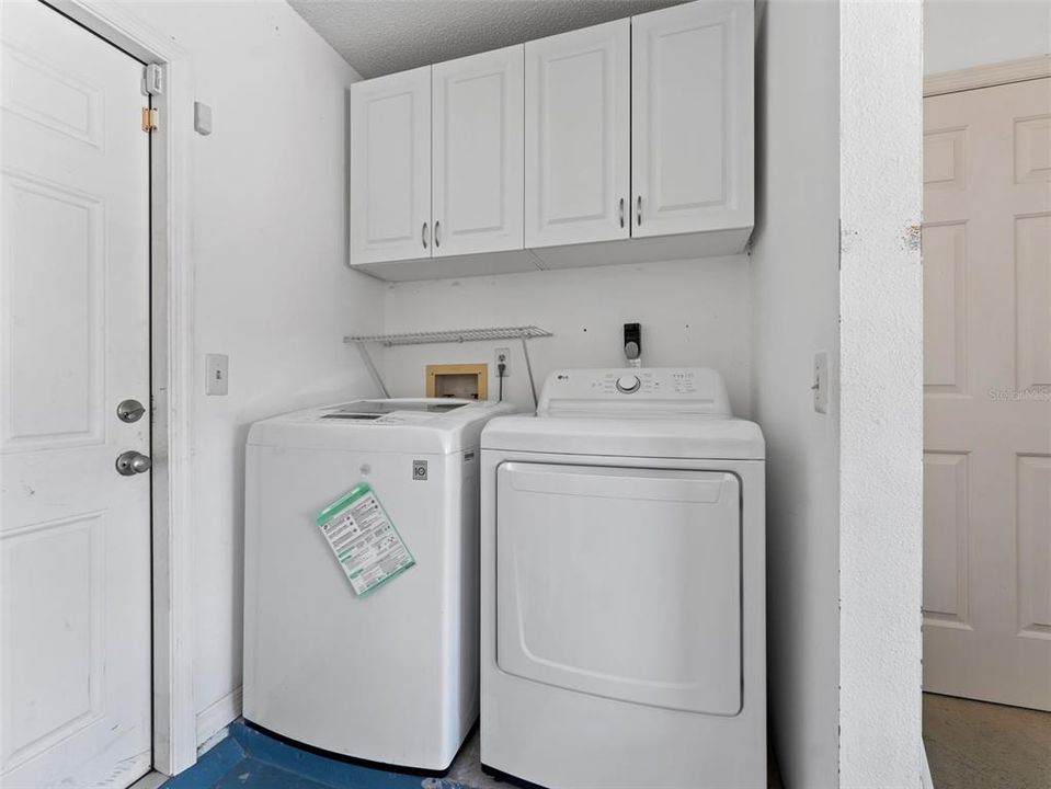 Под контрактом: $565,000 (2 спален, 2 ванн, 1242 Квадратных фут)