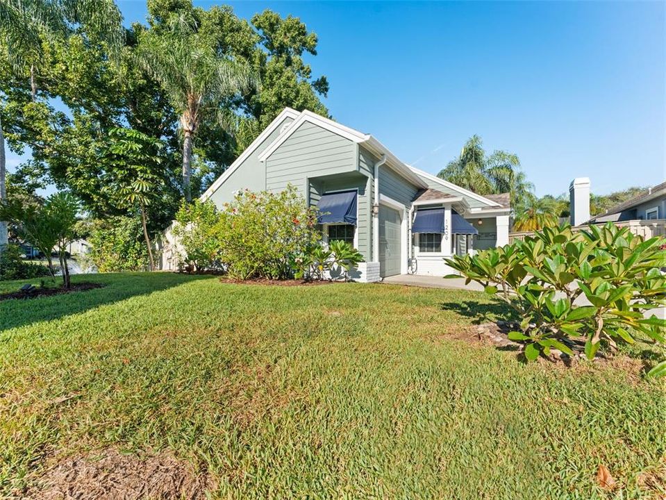 Под контрактом: $565,000 (2 спален, 2 ванн, 1242 Квадратных фут)