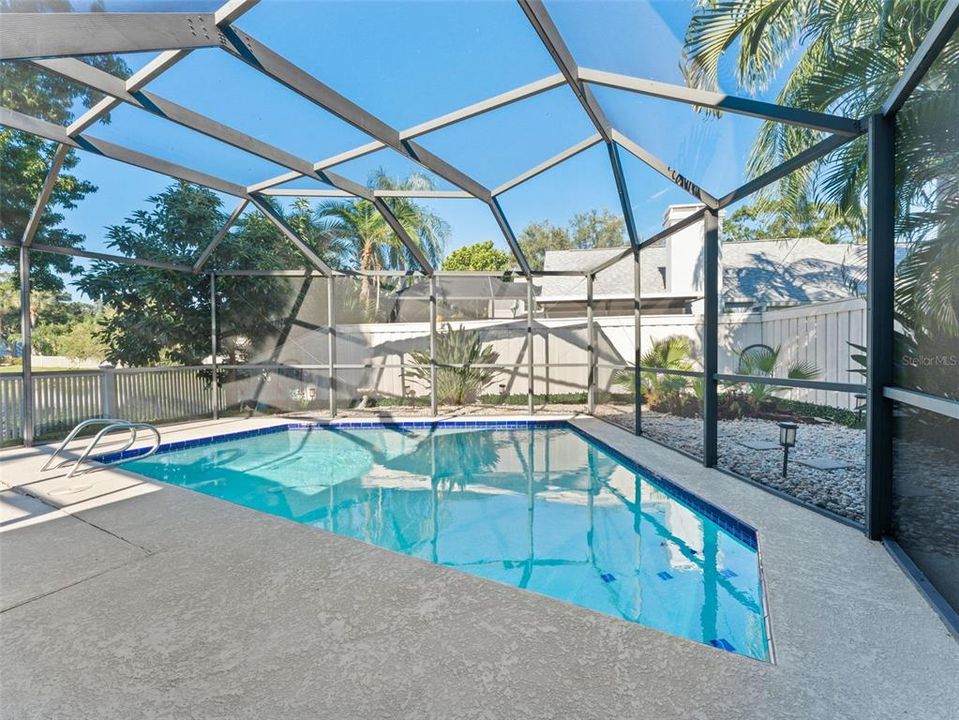 Под контрактом: $565,000 (2 спален, 2 ванн, 1242 Квадратных фут)