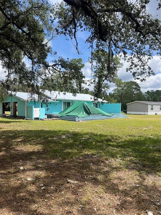 For Sale: $235,000 (2 beds, 1 baths, 1200 Square Feet)