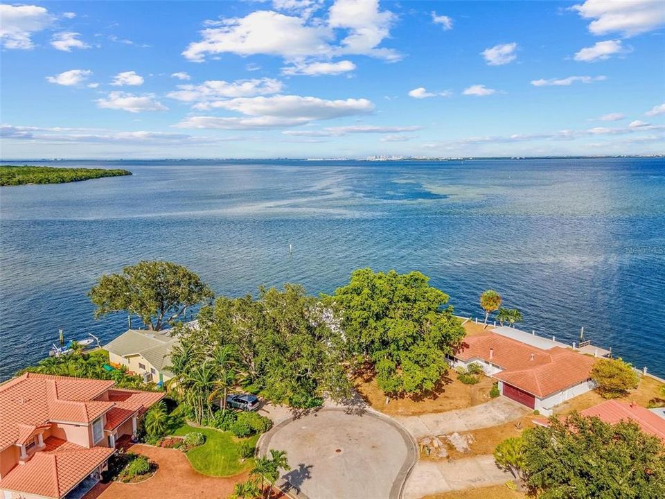 На продажу: $2,200,000 (5 спален, 3 ванн, 2760 Квадратных фут)