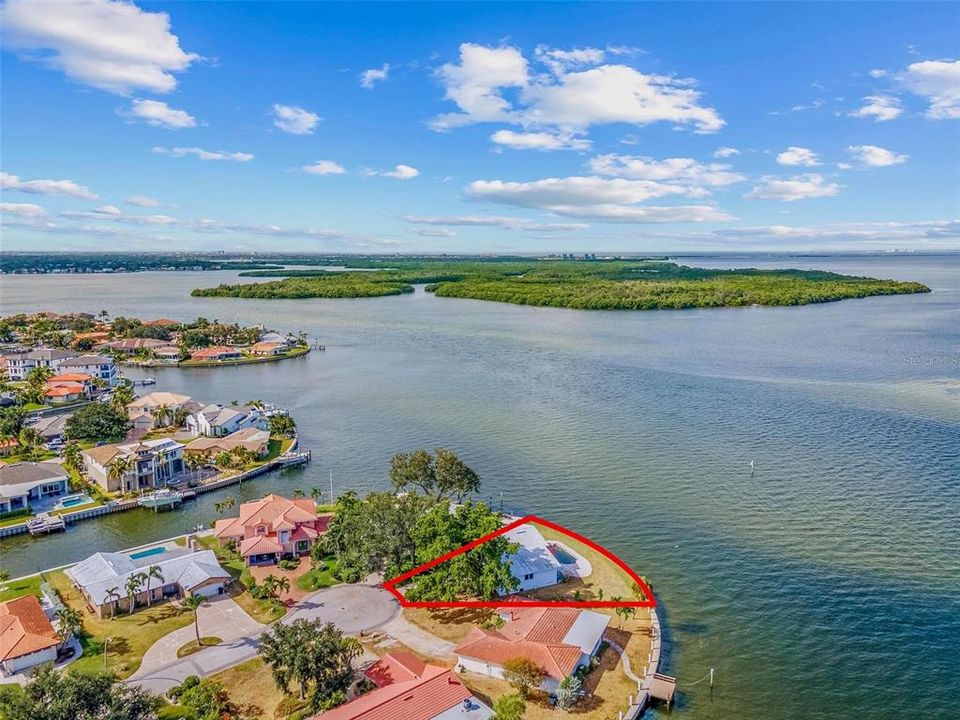 На продажу: $2,200,000 (5 спален, 3 ванн, 2760 Квадратных фут)