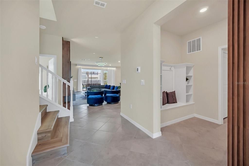 待售: $1,299,000 (10 贝兹, 8 浴室, 4376 平方英尺)