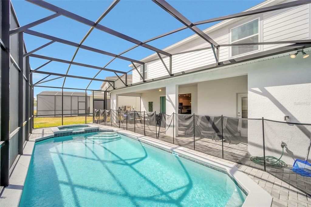 待售: $1,299,000 (10 贝兹, 8 浴室, 4376 平方英尺)