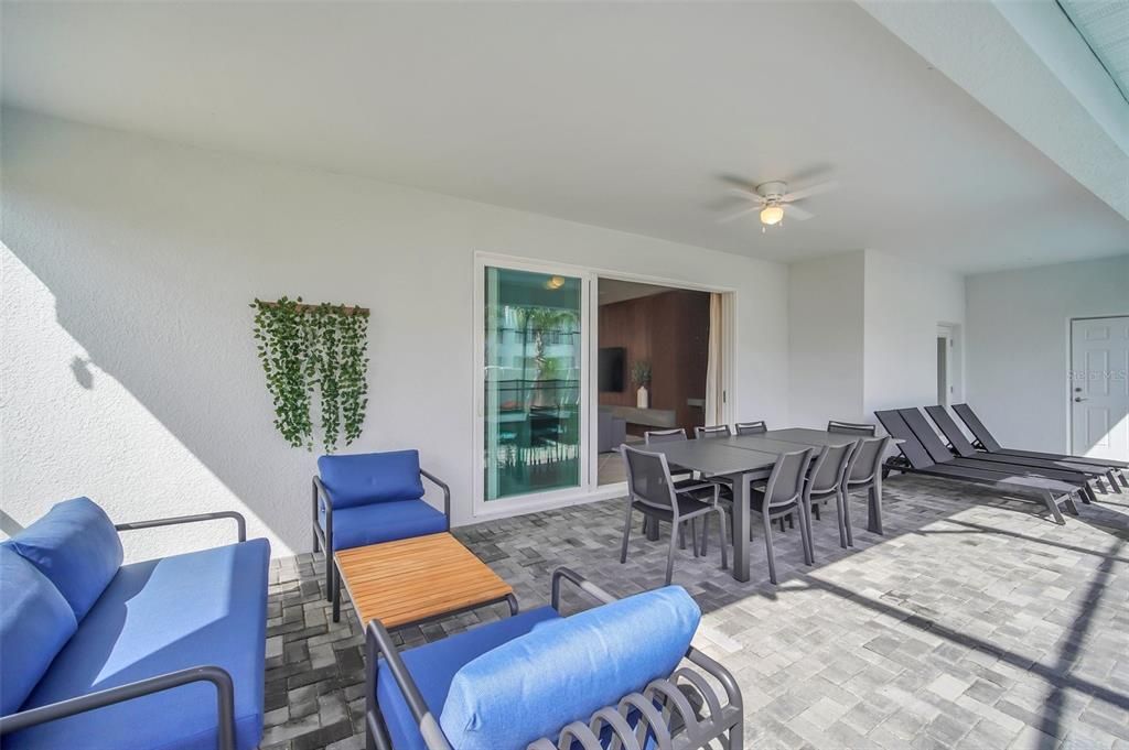 待售: $1,299,000 (10 贝兹, 8 浴室, 4376 平方英尺)