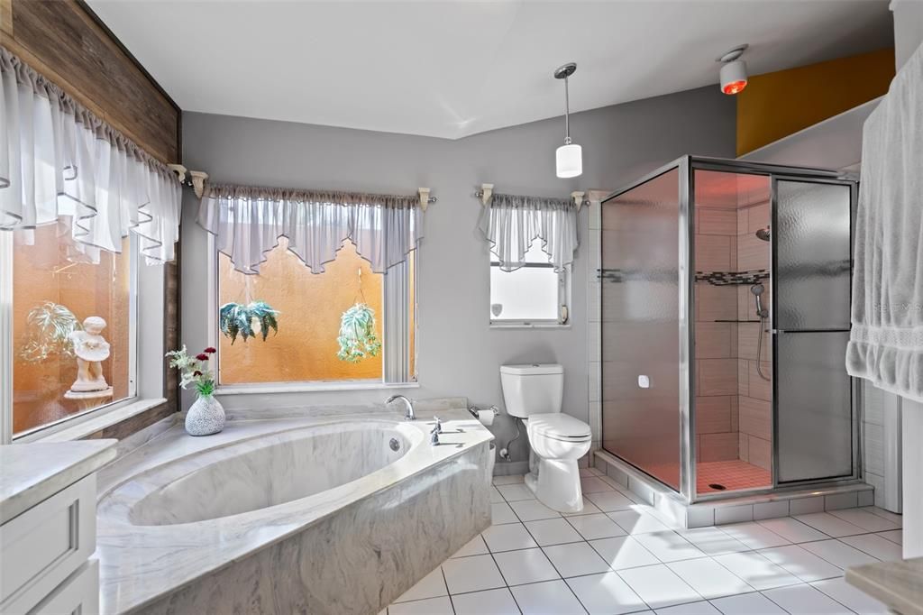 待售: $775,000 (3 贝兹, 2 浴室, 2518 平方英尺)