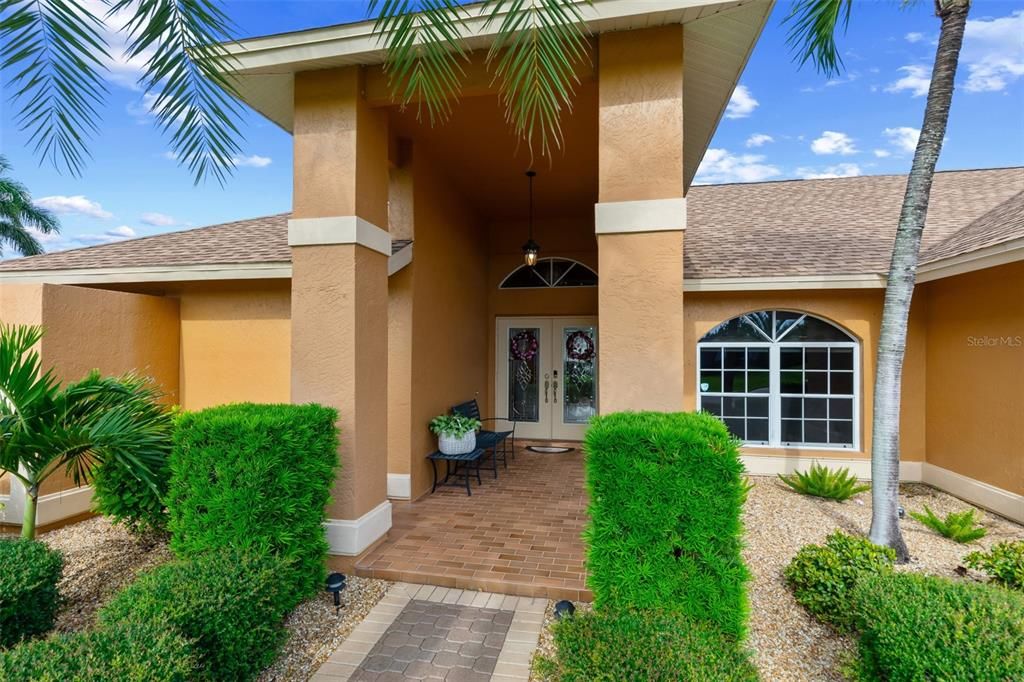 待售: $775,000 (3 贝兹, 2 浴室, 2518 平方英尺)