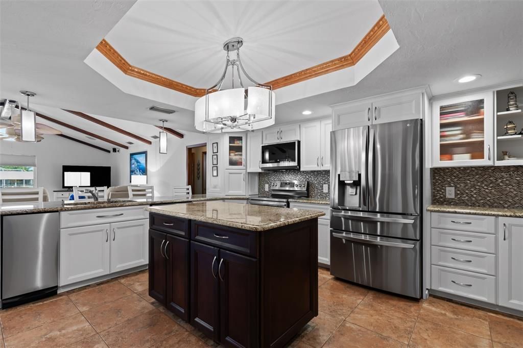 待售: $775,000 (3 贝兹, 2 浴室, 2518 平方英尺)