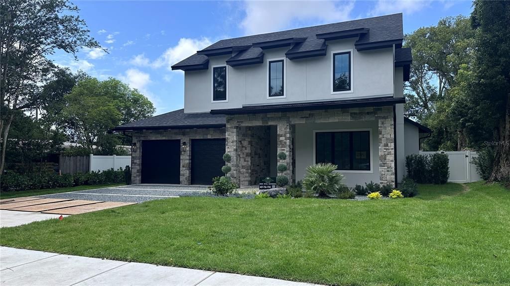 最近售出: $2,155,000 (4 贝兹, 3 浴室, 3356 平方英尺)