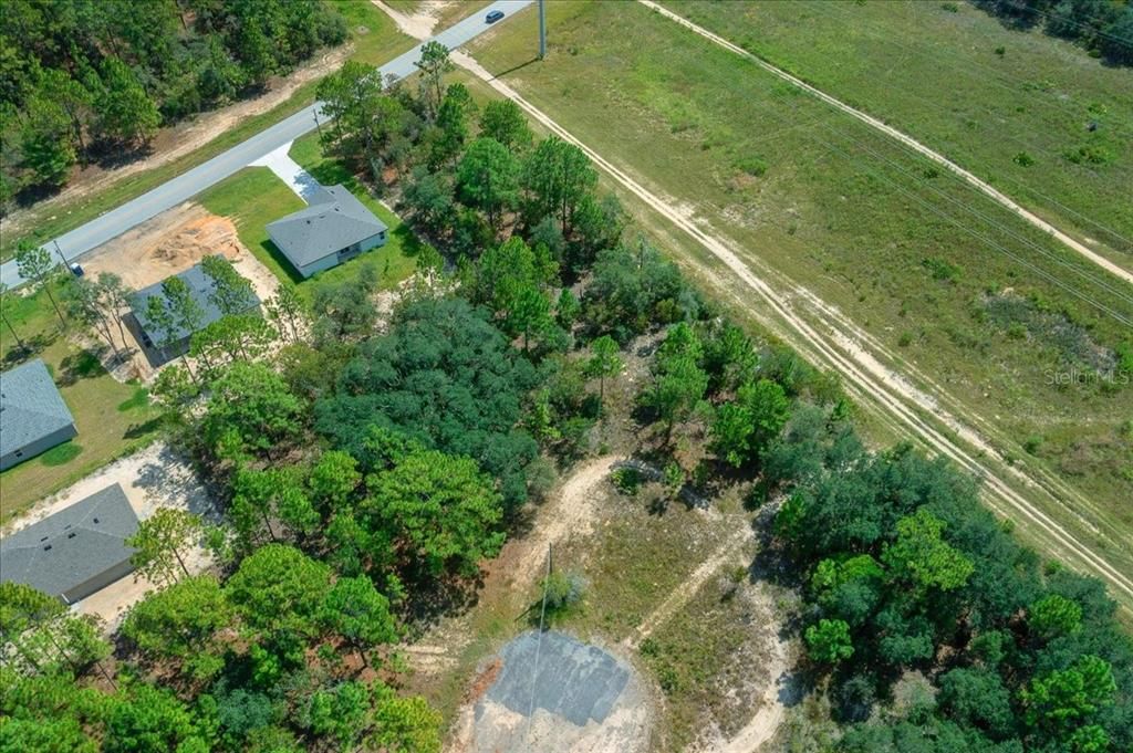 На продажу: $35,000 (0.61 acres)