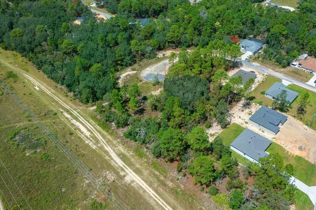 На продажу: $35,000 (0.61 acres)