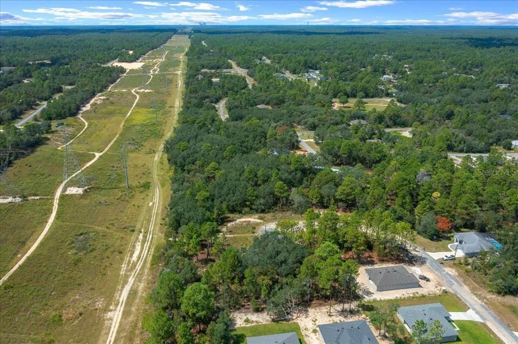 На продажу: $35,000 (0.61 acres)