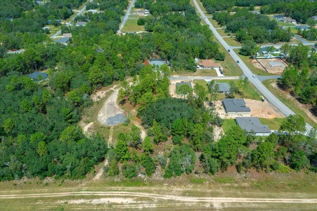 На продажу: $35,000 (0.61 acres)