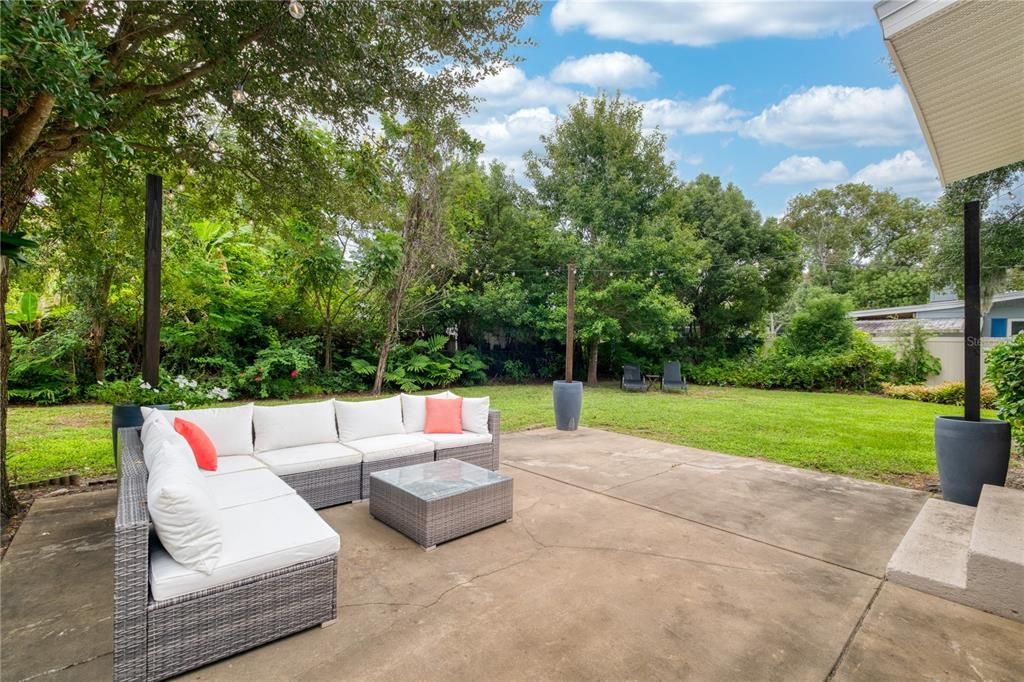 For Sale: $609,000 (3 beds, 2 baths, 1645 Square Feet)