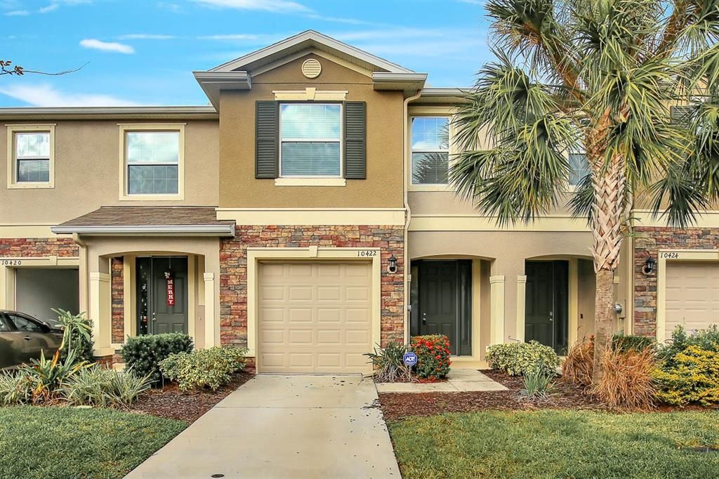 Recently Rented: $2,050 (3 beds, 2 baths, 1688 Square Feet)