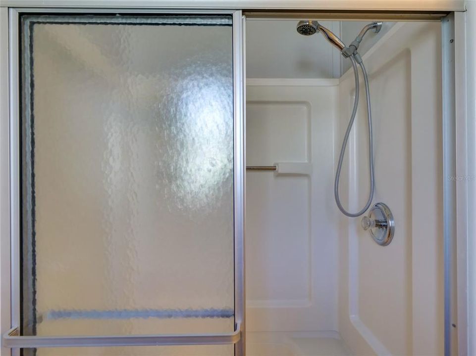 На продажу: $239,000 (3 спален, 2 ванн, 1440 Квадратных фут)