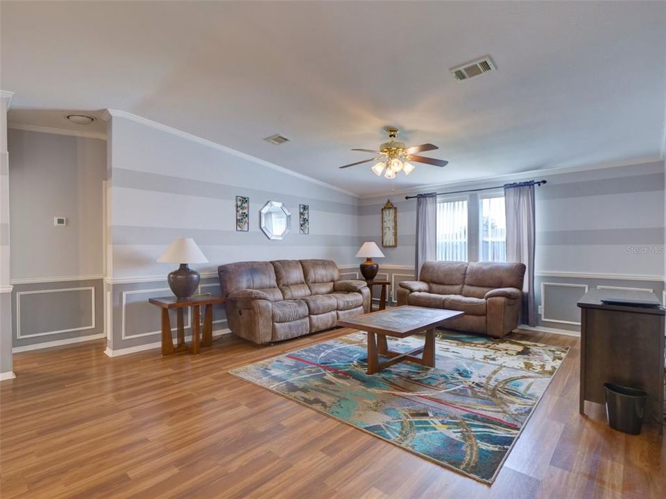 На продажу: $239,000 (3 спален, 2 ванн, 1440 Квадратных фут)