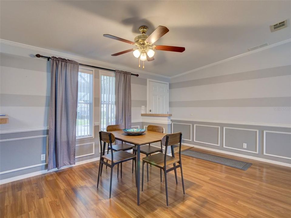 На продажу: $239,000 (3 спален, 2 ванн, 1440 Квадратных фут)