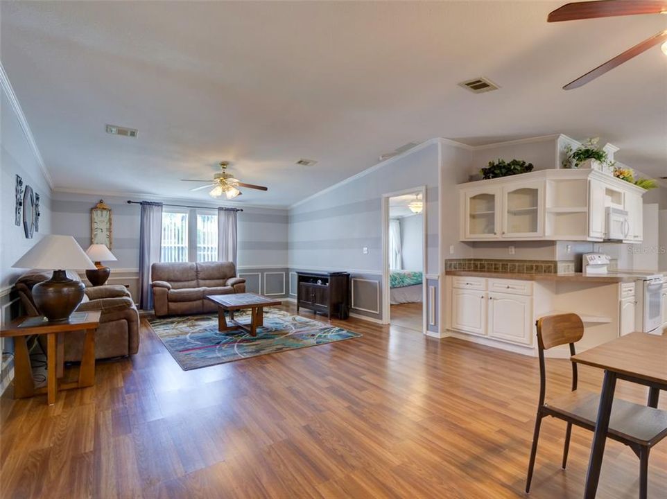 На продажу: $239,000 (3 спален, 2 ванн, 1440 Квадратных фут)