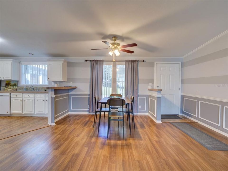 На продажу: $239,000 (3 спален, 2 ванн, 1440 Квадратных фут)