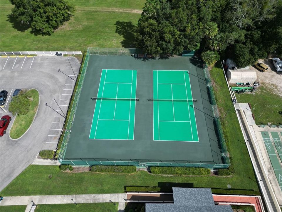 На продажу: $239,000 (3 спален, 2 ванн, 1440 Квадратных фут)