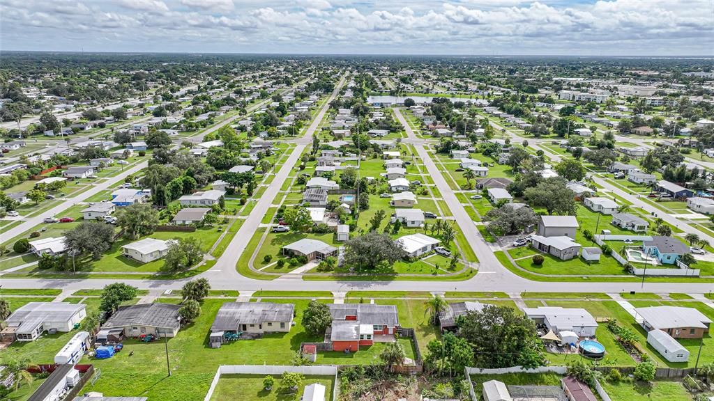 Под контрактом: $175,000 (3 спален, 2 ванн, 1229 Квадратных фут)