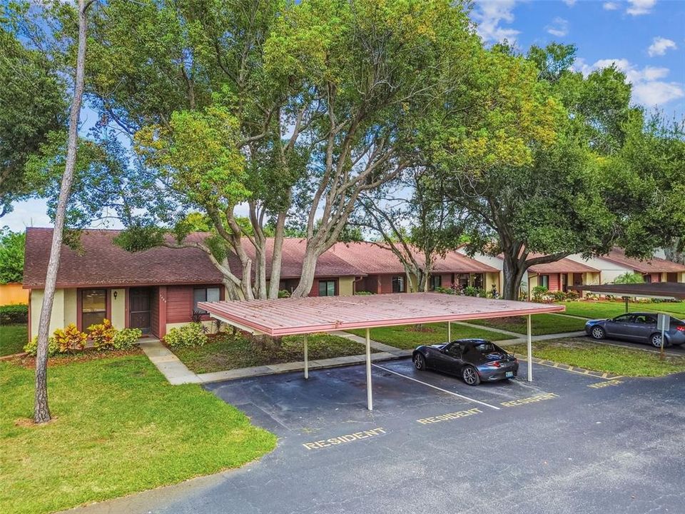 待售: $165,000 (2 贝兹, 2 浴室, 1029 平方英尺)