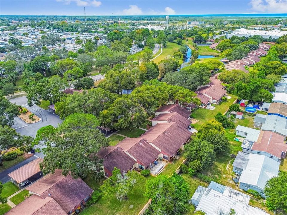 待售: $165,000 (2 贝兹, 2 浴室, 1029 平方英尺)