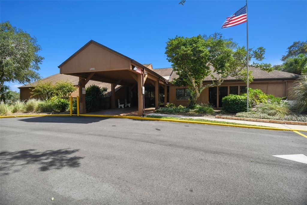 待售: $165,000 (2 贝兹, 2 浴室, 1029 平方英尺)