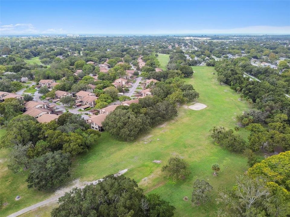 待售: $165,000 (2 贝兹, 2 浴室, 1029 平方英尺)