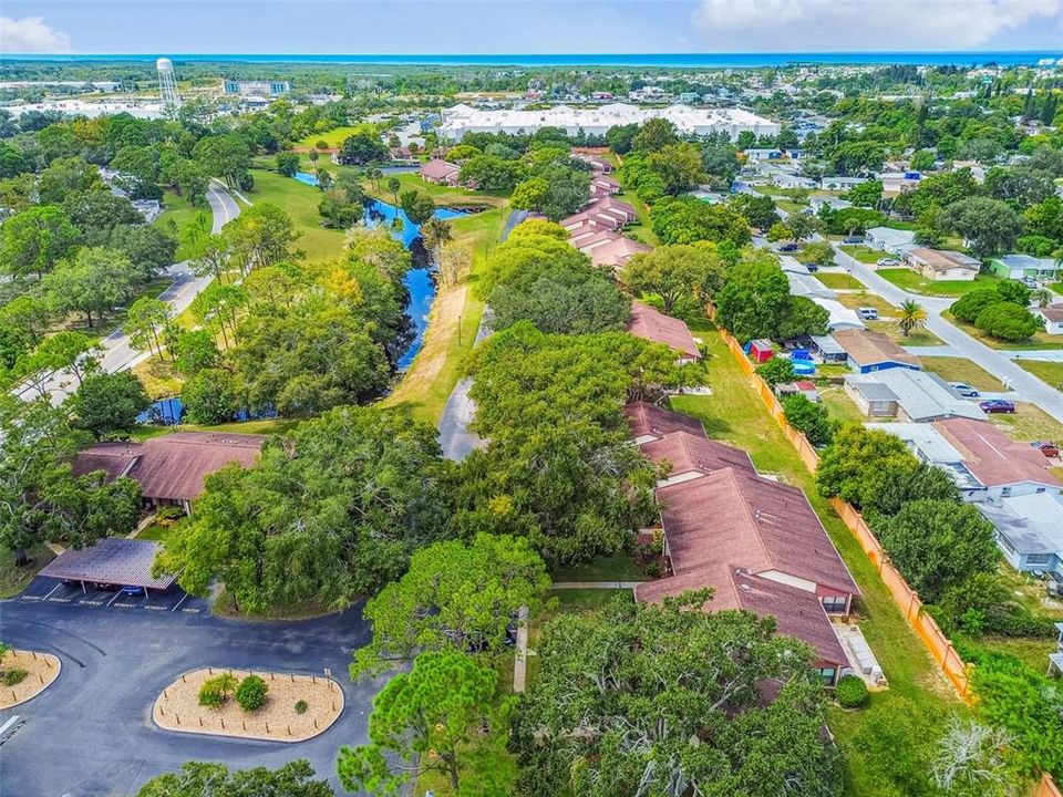 待售: $165,000 (2 贝兹, 2 浴室, 1029 平方英尺)