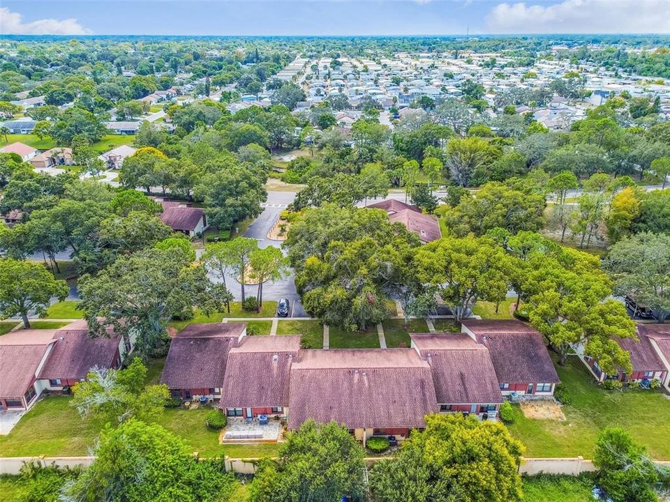 待售: $165,000 (2 贝兹, 2 浴室, 1029 平方英尺)