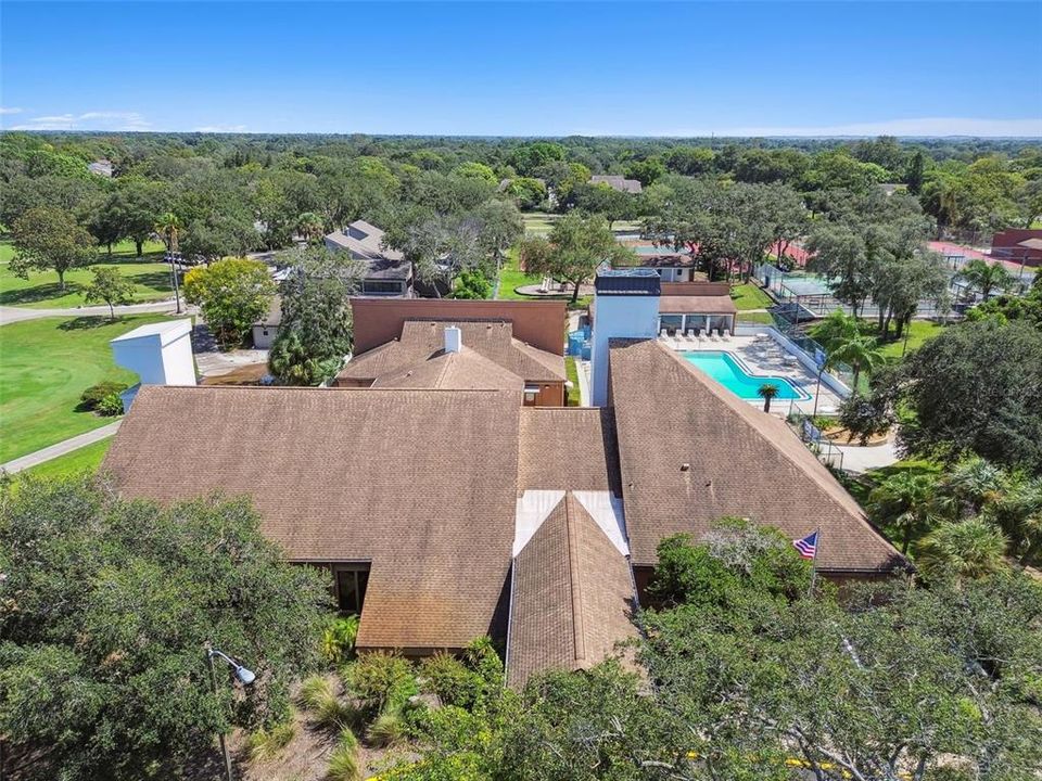 待售: $165,000 (2 贝兹, 2 浴室, 1029 平方英尺)