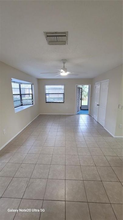 出租: $1,550 (3 贝兹, 2 浴室, 1239 平方英尺)