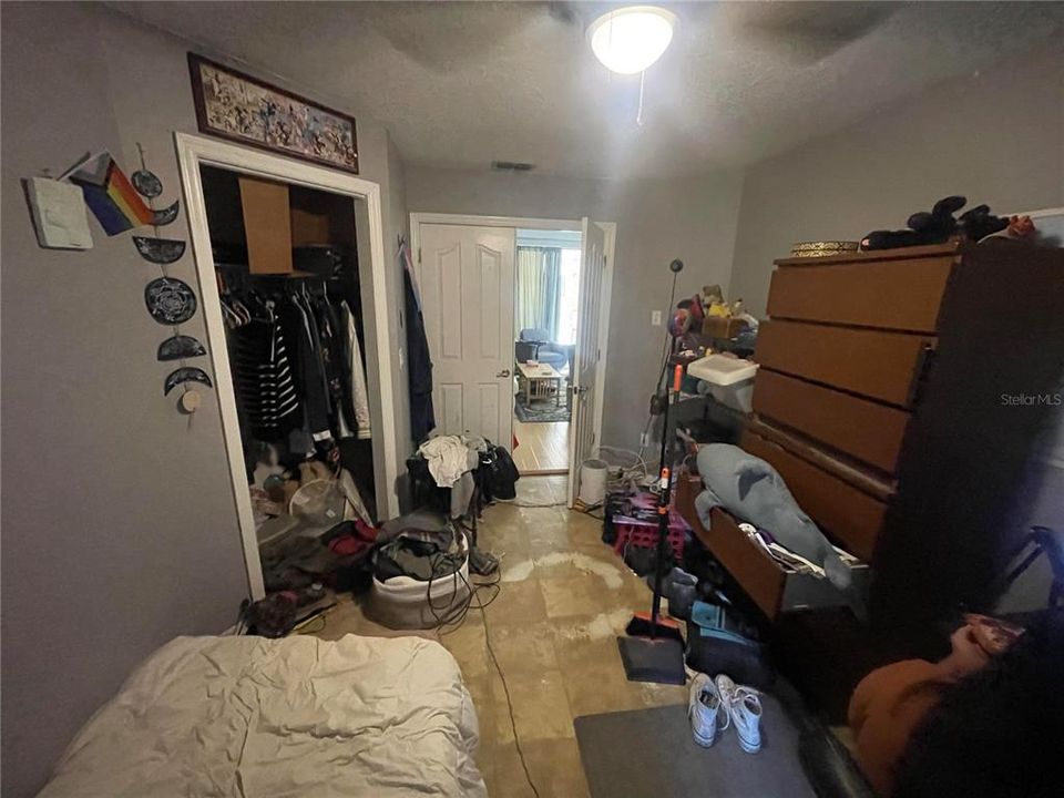 For Sale: $379,900 (3 beds, 2 baths, 2157 Square Feet)