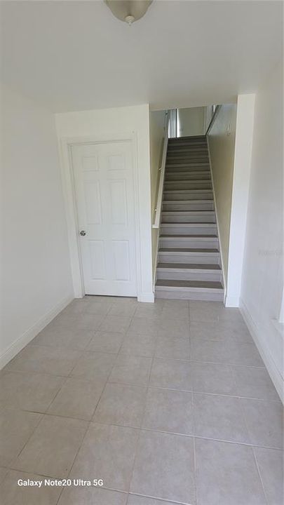 В аренду: $1,800 (3 спален, 2 ванн, 1360 Квадратных фут)