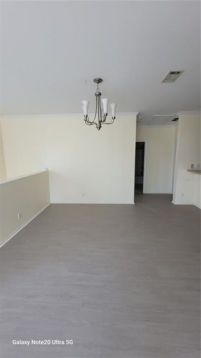 В аренду: $1,800 (3 спален, 2 ванн, 1360 Квадратных фут)