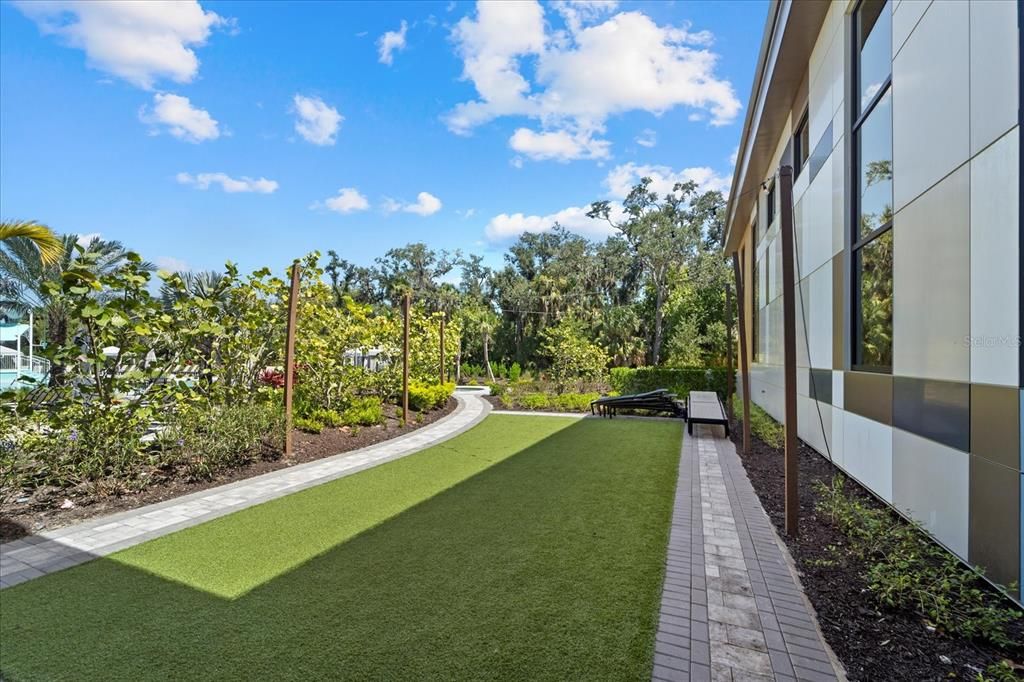 Active With Contract: $639,000 (4 beds, 3 baths, 2399 Square Feet)